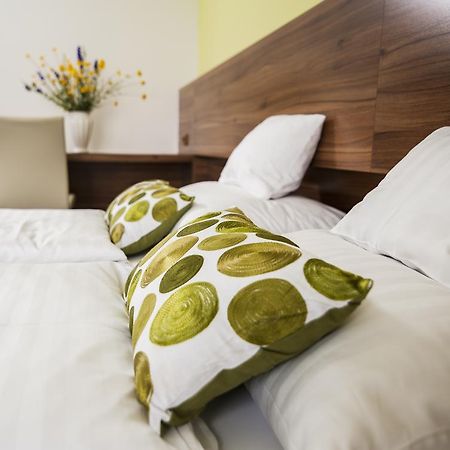 Amethysthotel Mantler Maissau Esterno foto